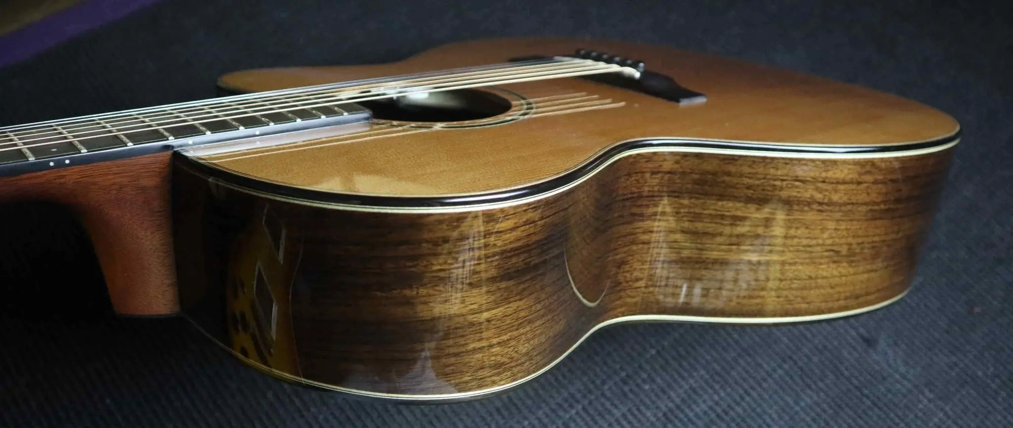 Auden Artist Rosewood Series - Chester Cedar Full Body - Image 8