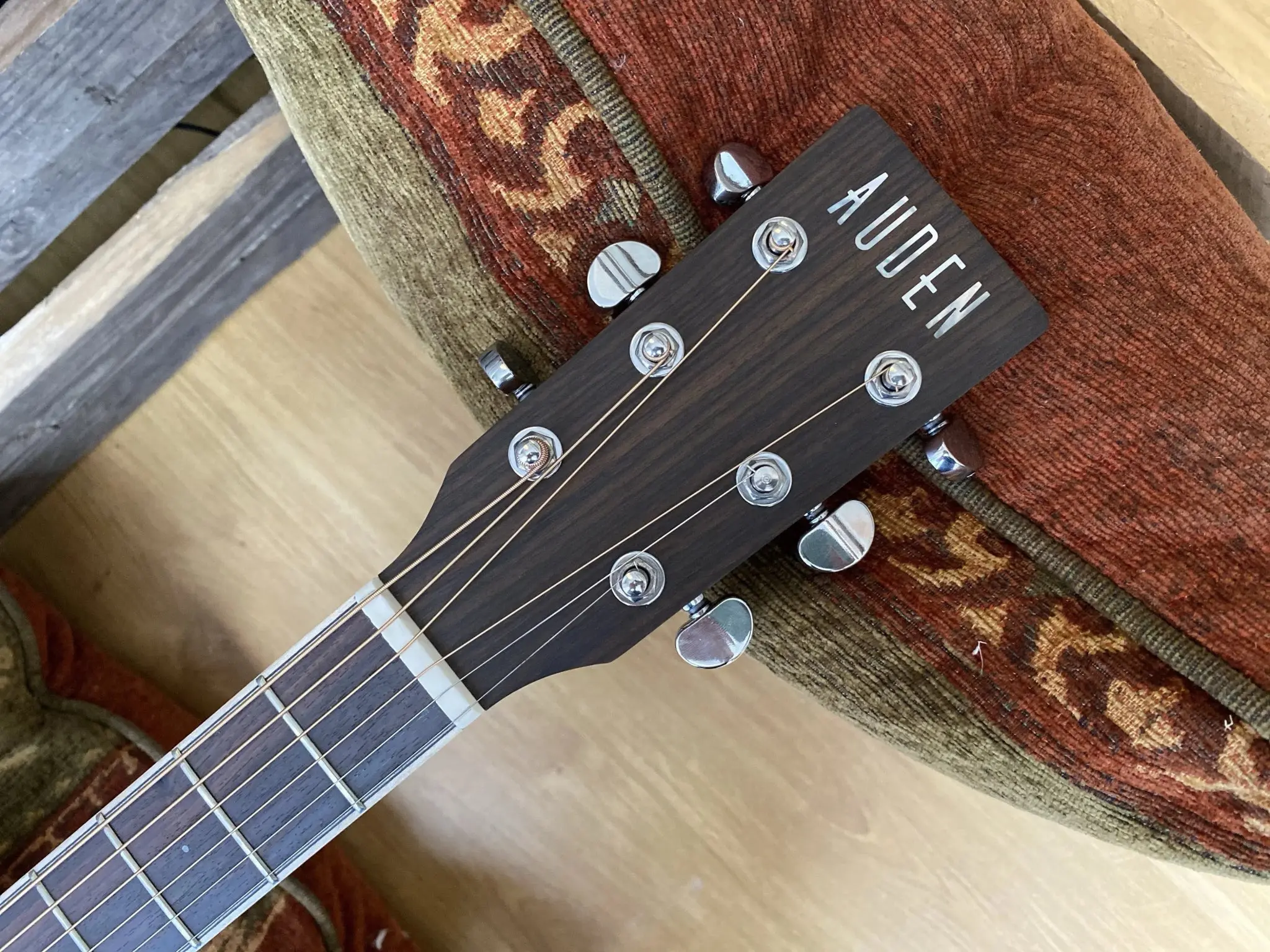 Auden Neo Series - Colton Cutaway - Image 9
