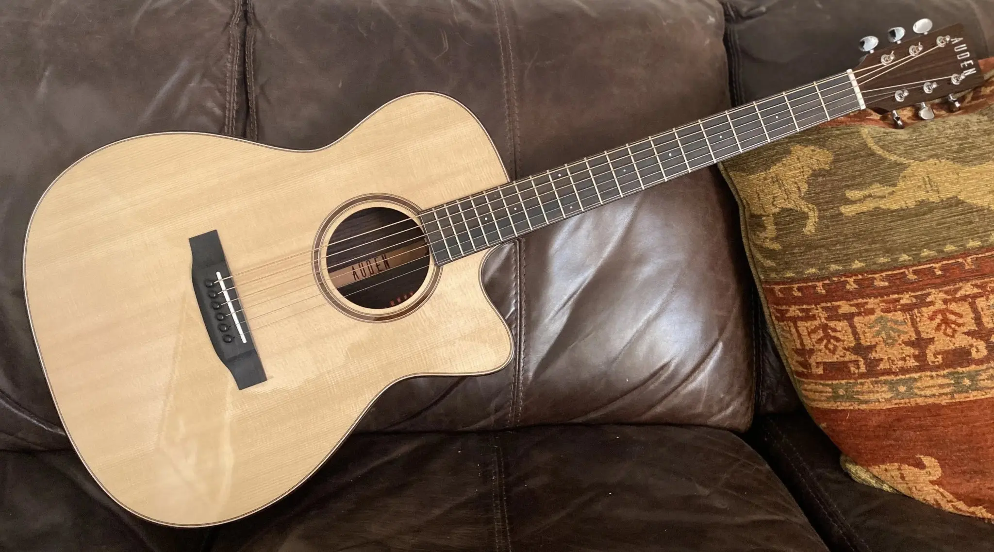 Auden Artist Rosewood Series - Bowman Spruce Cutaway - Image 12