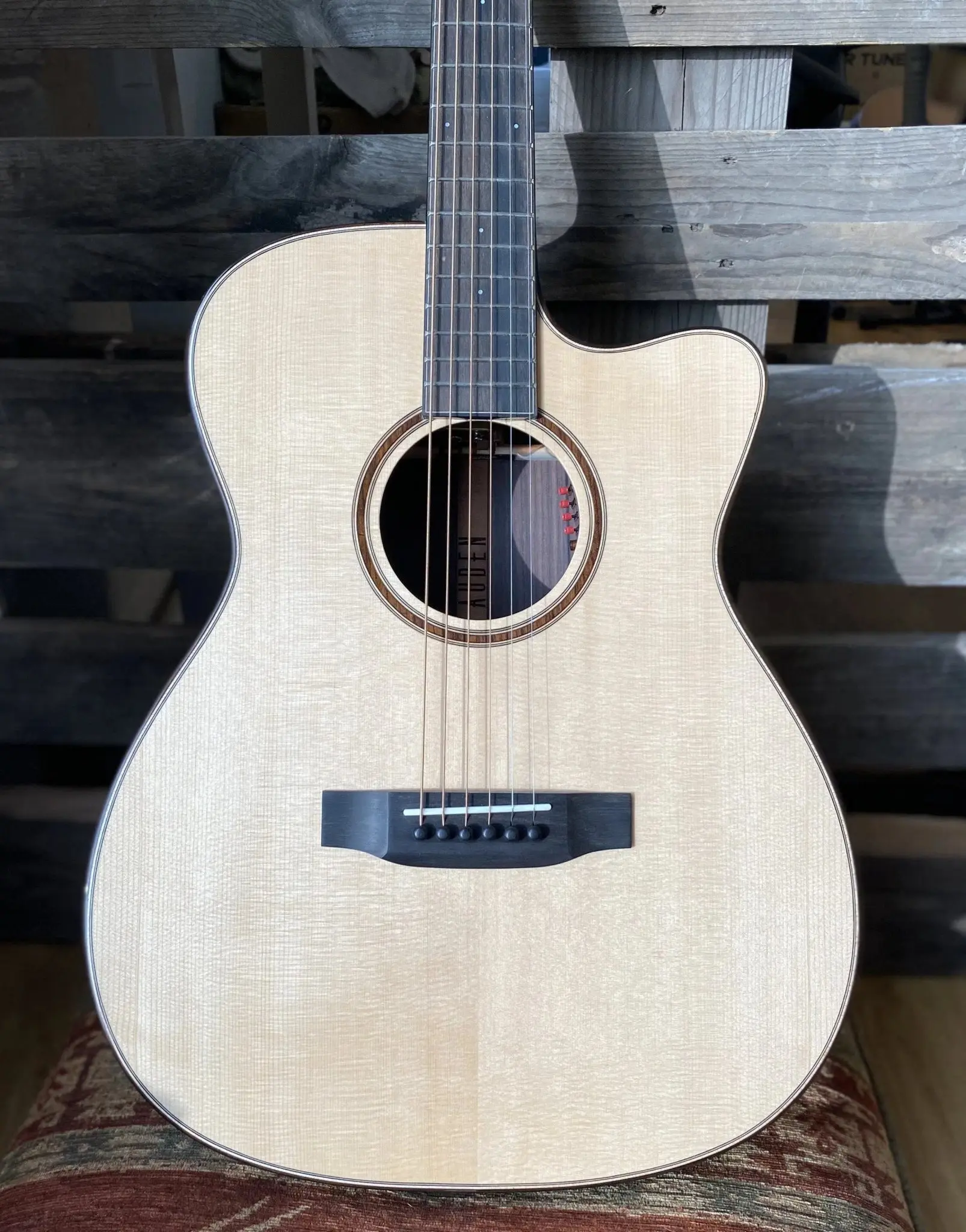 Auden Artist Rosewood Series - Bowman Spruce Cutaway - Image 6