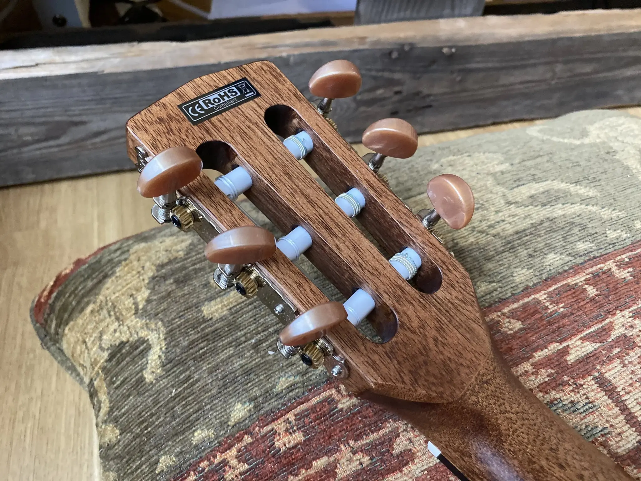 Cort CEC7, Slimline Electro Acoustic Nylon Guitar - Image 15