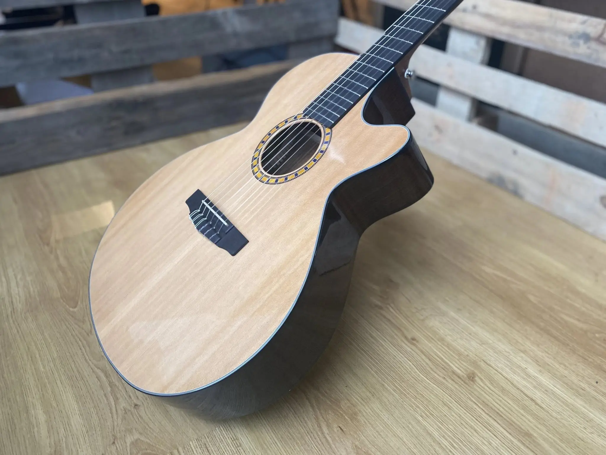 Cort CEC7, Slimline Electro Acoustic Nylon Guitar - Image 6