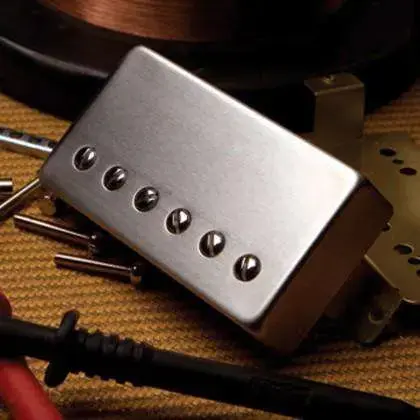 Cort CR200 Gold Top Electric Guitar - Image 8