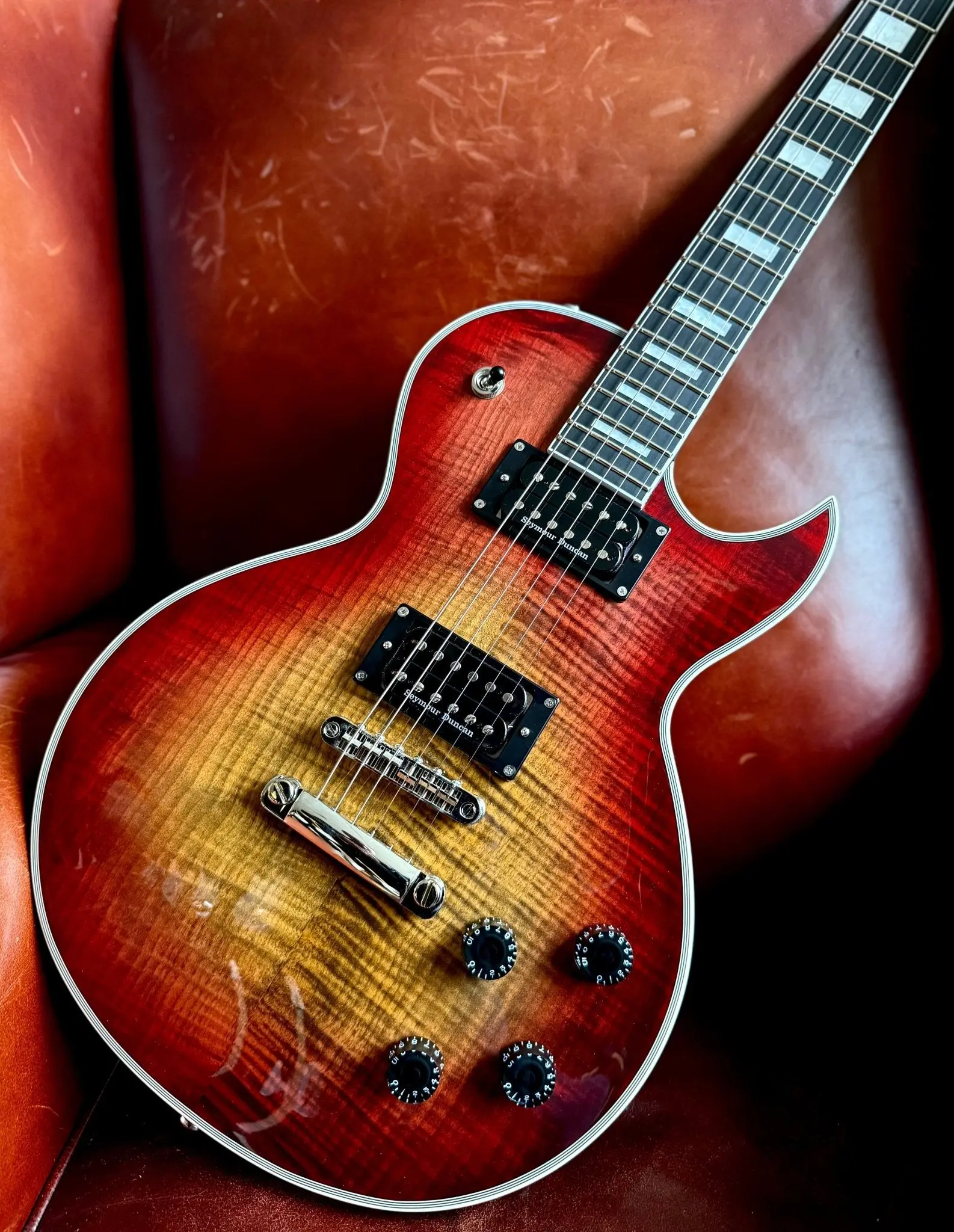 Cort CR300 Deluxe Flaming Burst Electric Guitar - Image 11