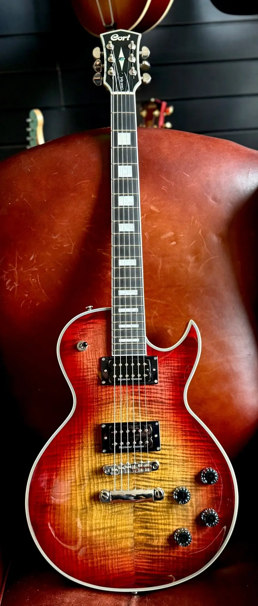 Cort CR300 Deluxe Flaming Burst Electric Guitar - Image 12