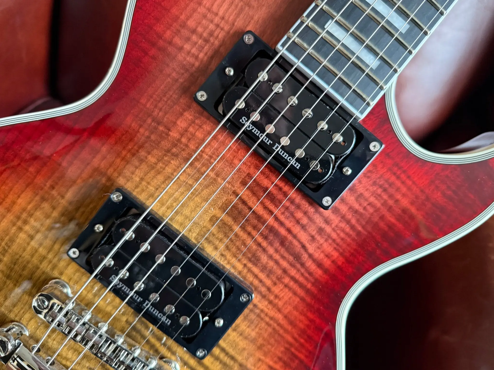 Cort CR300 Deluxe Flaming Burst Electric Guitar - Image 5