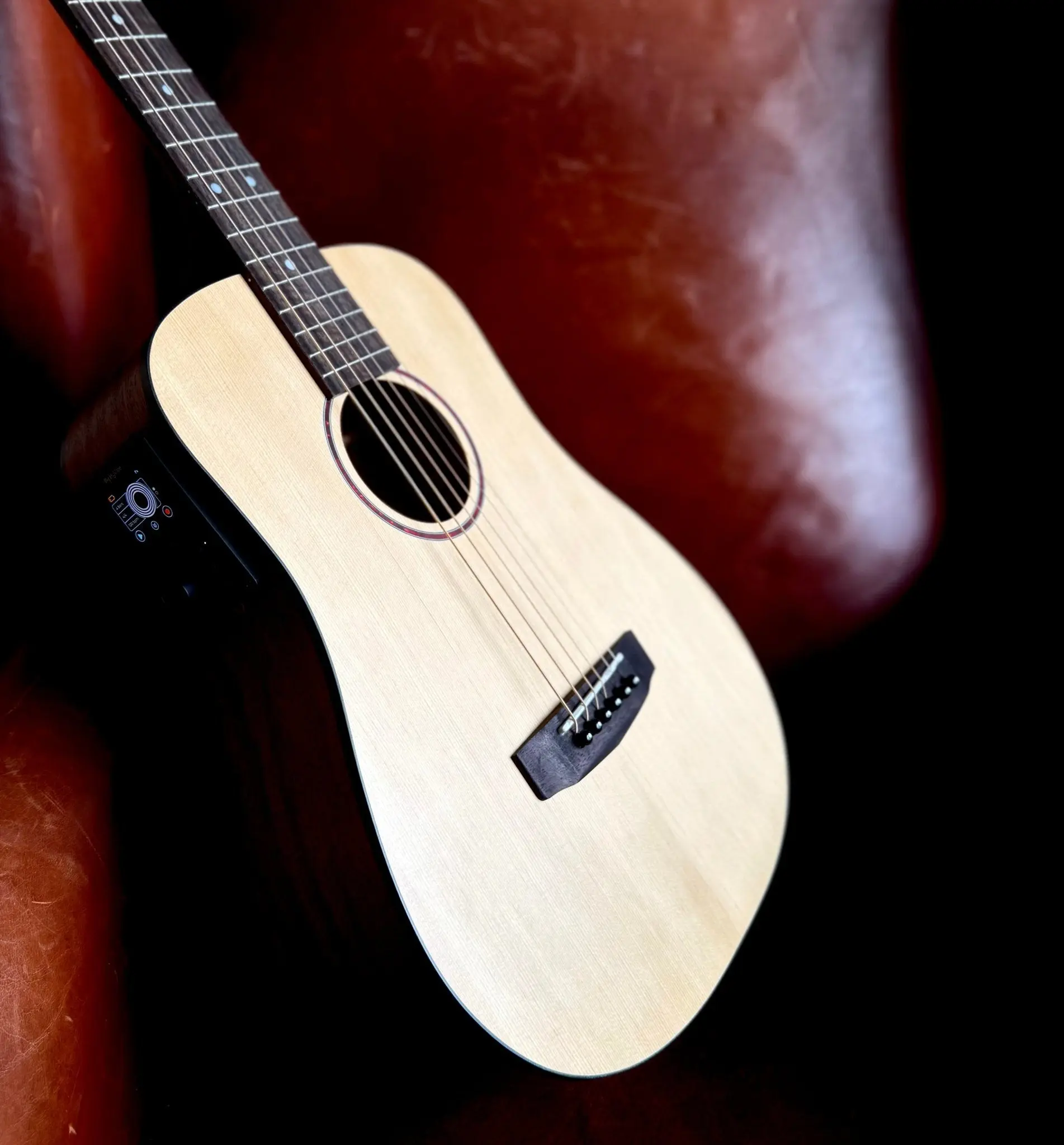 Cort EARTH-HV-GO-OP Earth Go Open Pore Smart Acoustic Guitar w'Hyvibe & Solid Spruce Top w' £225 Custom Pro Setup Package Included - Image 3