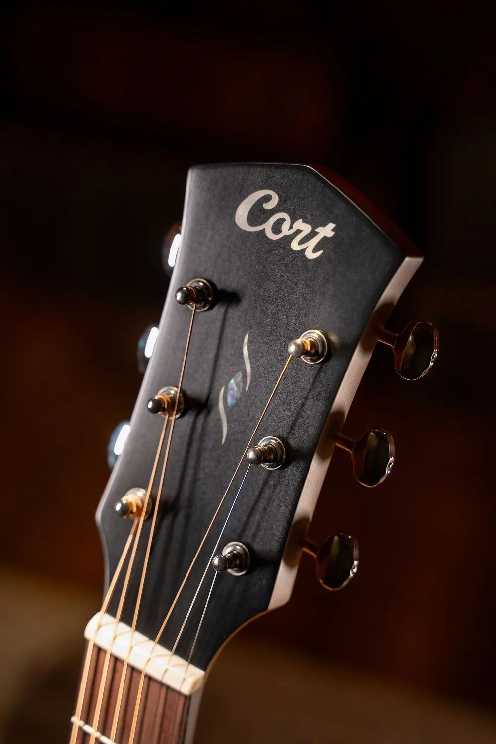 Cort ESSENCE-GA4 Special BTSG Electro Acoustic Guitar - Image 4