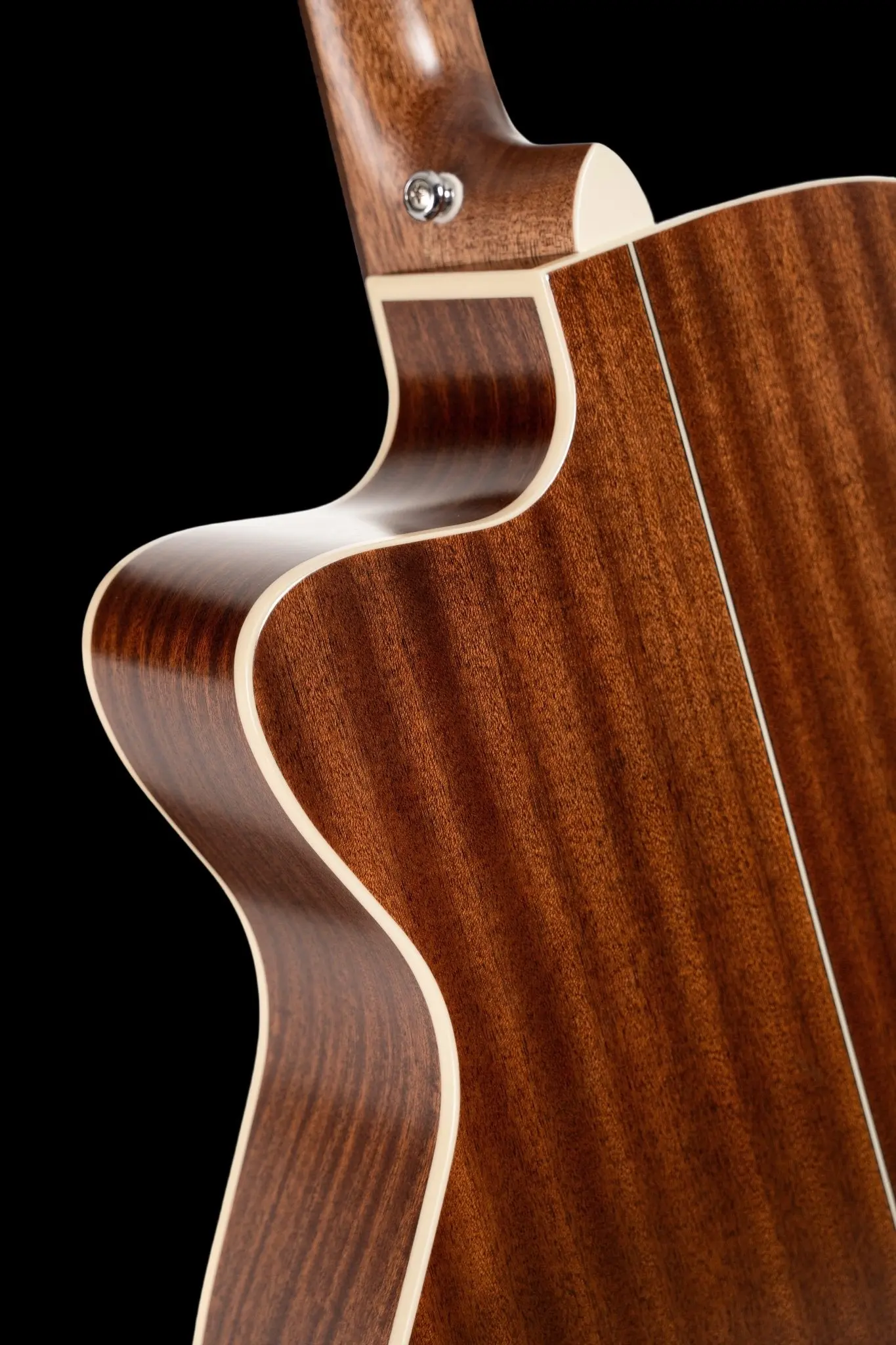 Cort ESSENCE-OC4 BTSG Electro Acoustic Guitar - Image 4