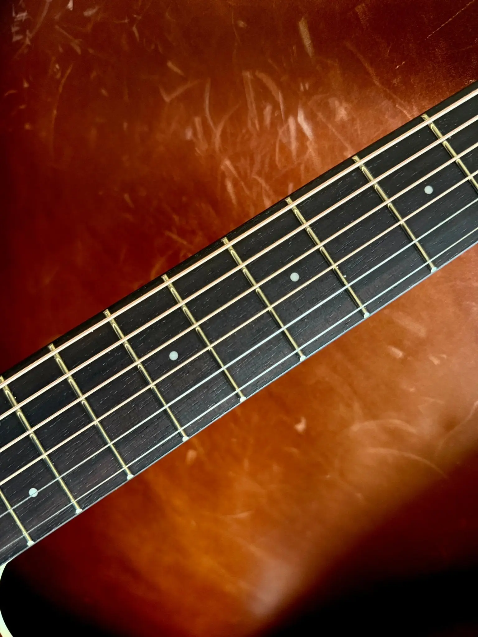 Cort ESSENCE-OC4 NSG Electro Acoustic Guitar - Image 4