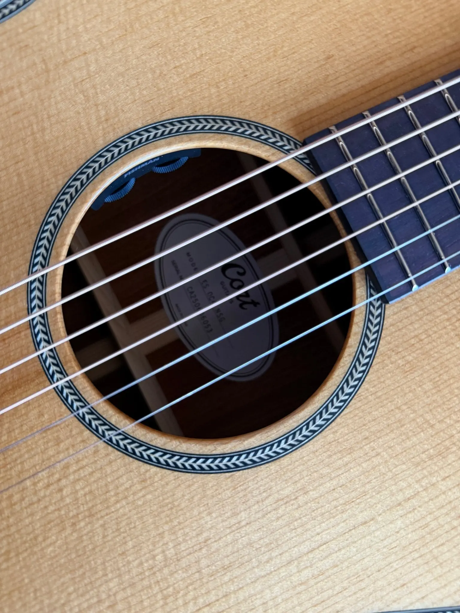 Cort ESSENCE-OC4 NSG Electro Acoustic Guitar - Image 5