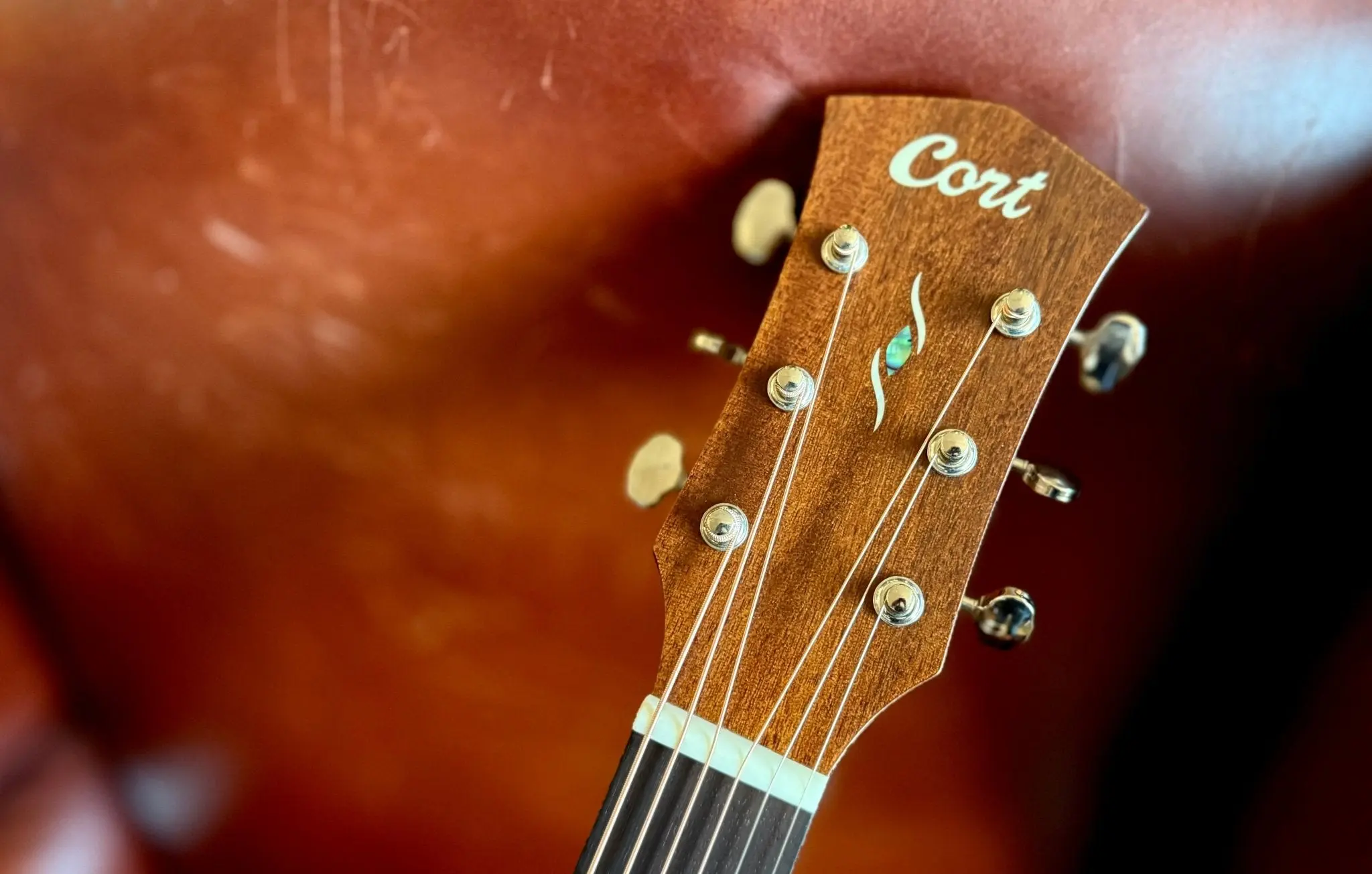 Cort ESSENCE-OC4 NSG Electro Acoustic Guitar - Image 7