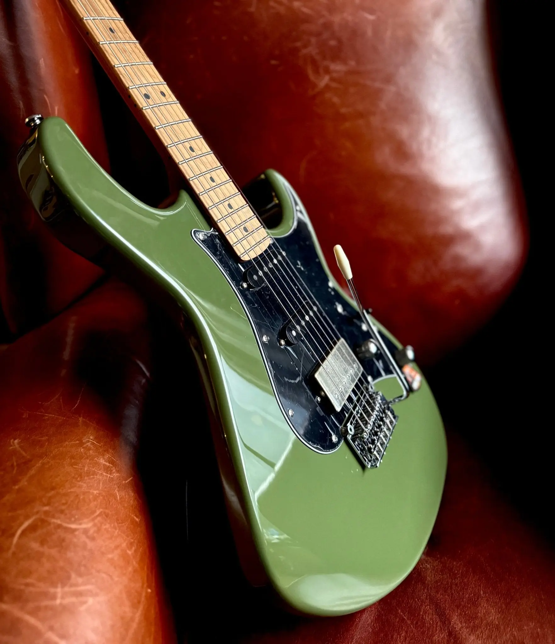 Cort G250 SE Olive Dark Green w'£225 Custom Pro Setup Package - Image 13