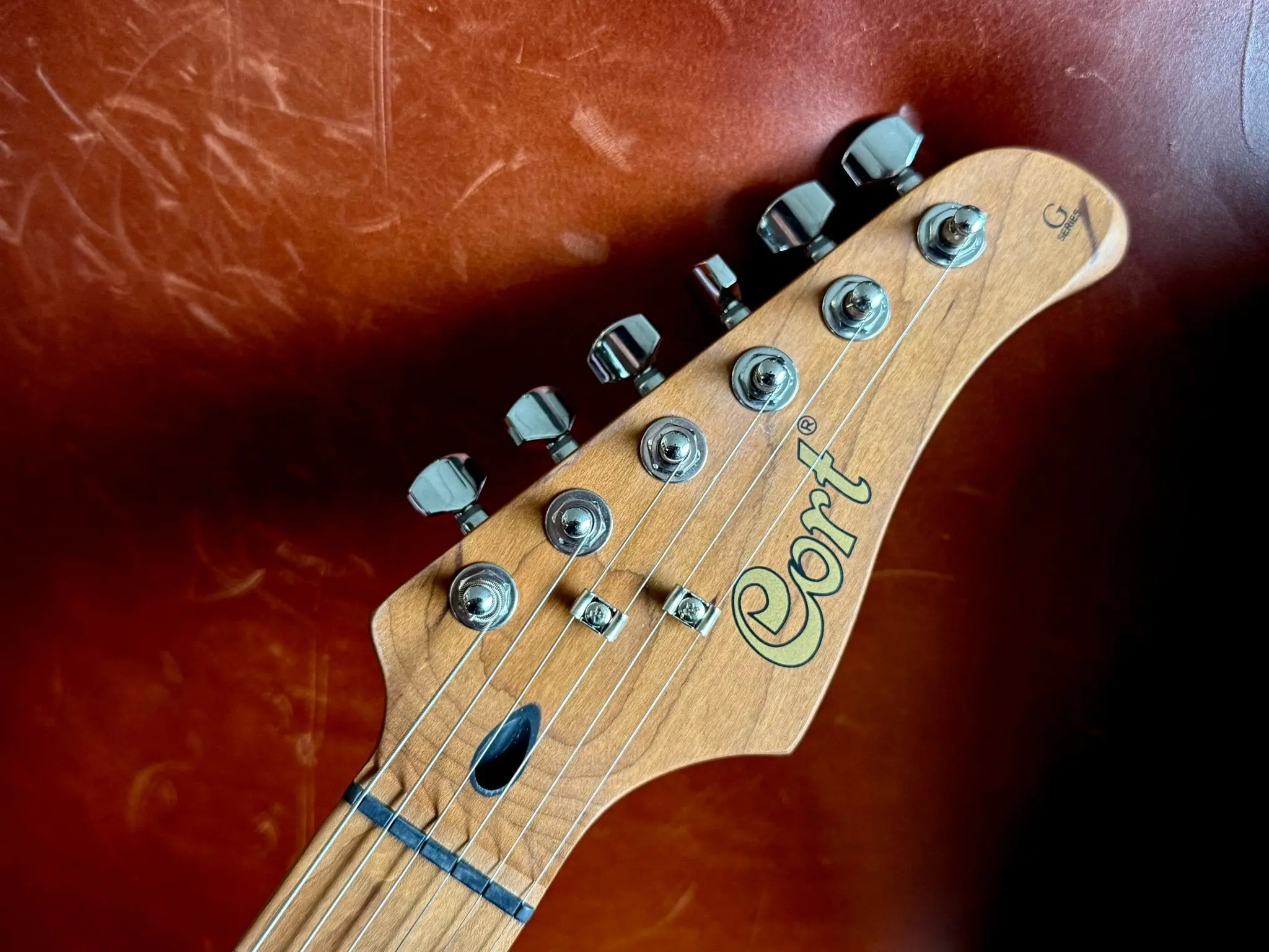 Cort G250 SE Vivid  Burgundy w'£225 Custom Pro Setup Package - Image 6