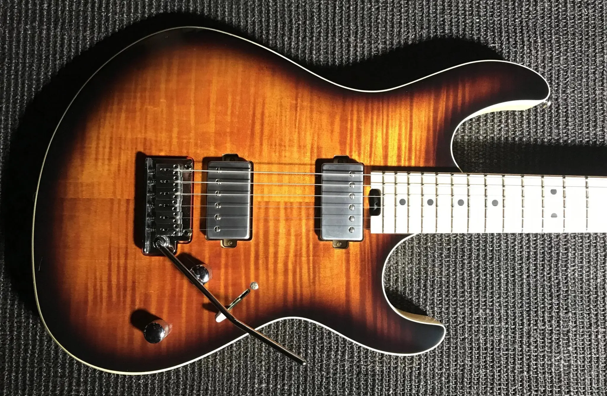 Cort G290 FAT II Antique Violin Burst Electric Guitar - Image 12