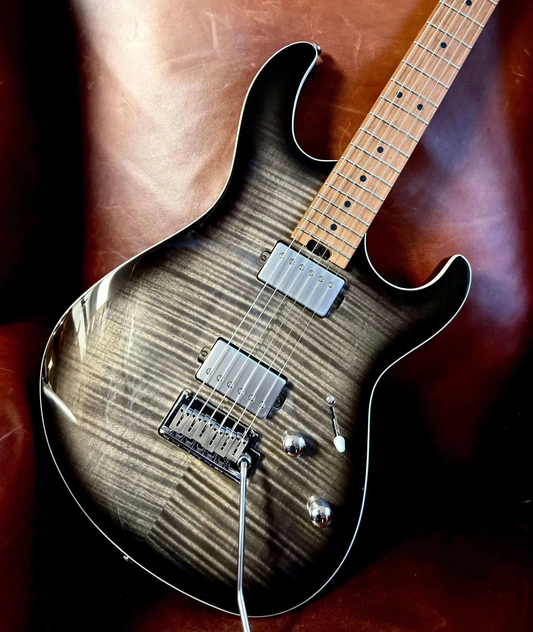 Cort G290 FAT II Trans Black Burst Electric Guitar - Image 3