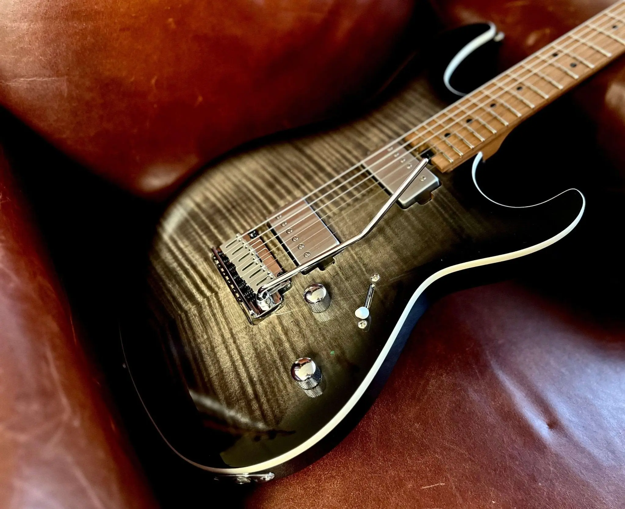 Cort G290 FAT II Trans Black Burst Electric Guitar - Image 6