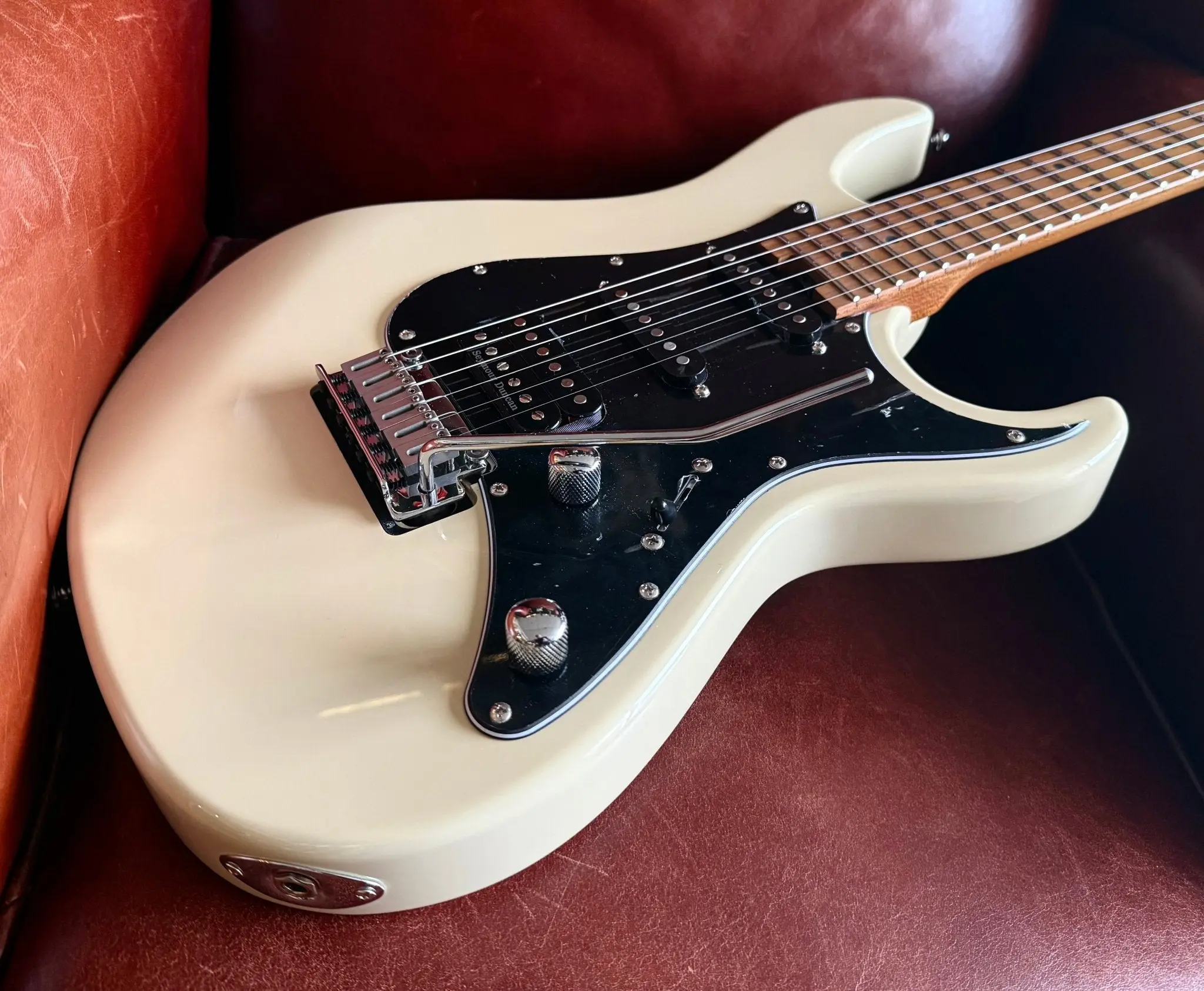 Cort G290 Modern Military Beige Electric Guitar - Image 11