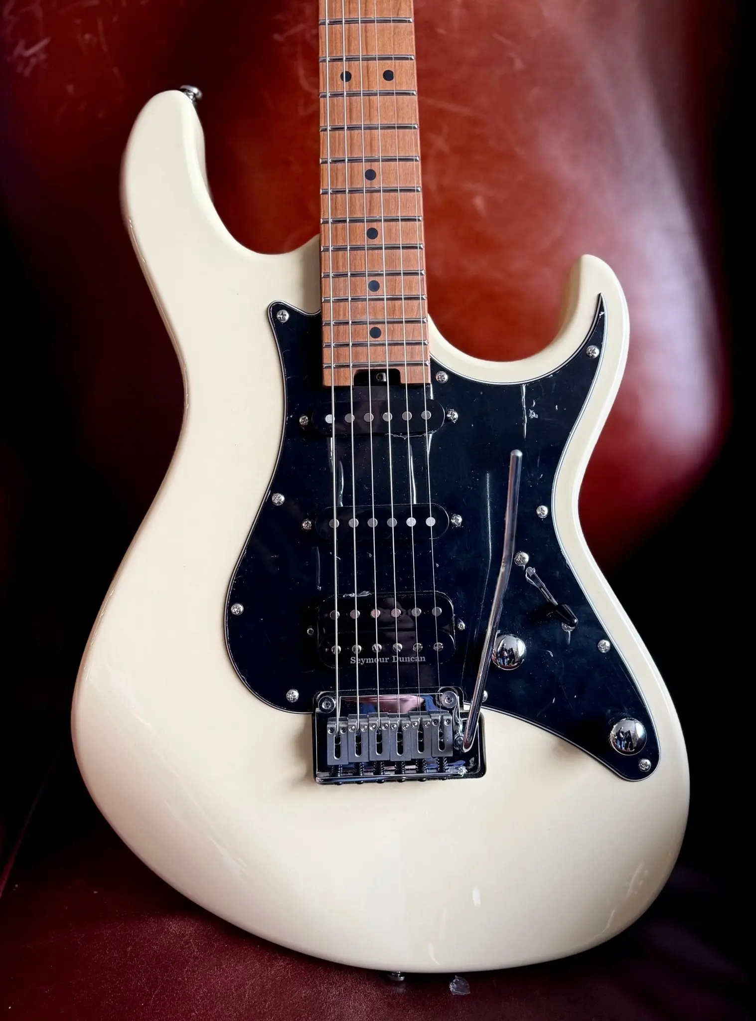 Cort G290 Modern Military Beige Electric Guitar - Image 3
