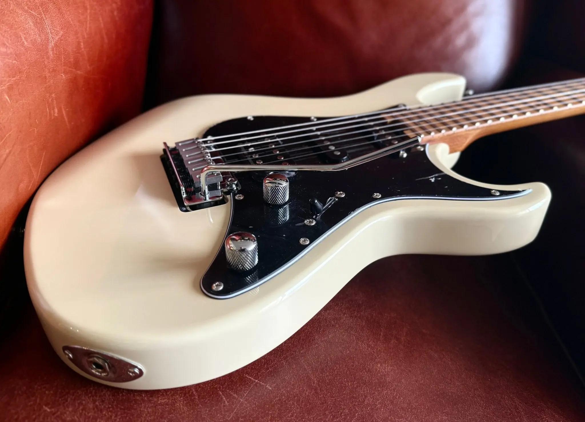 Cort G290 Modern Military Beige Electric Guitar - Image 9