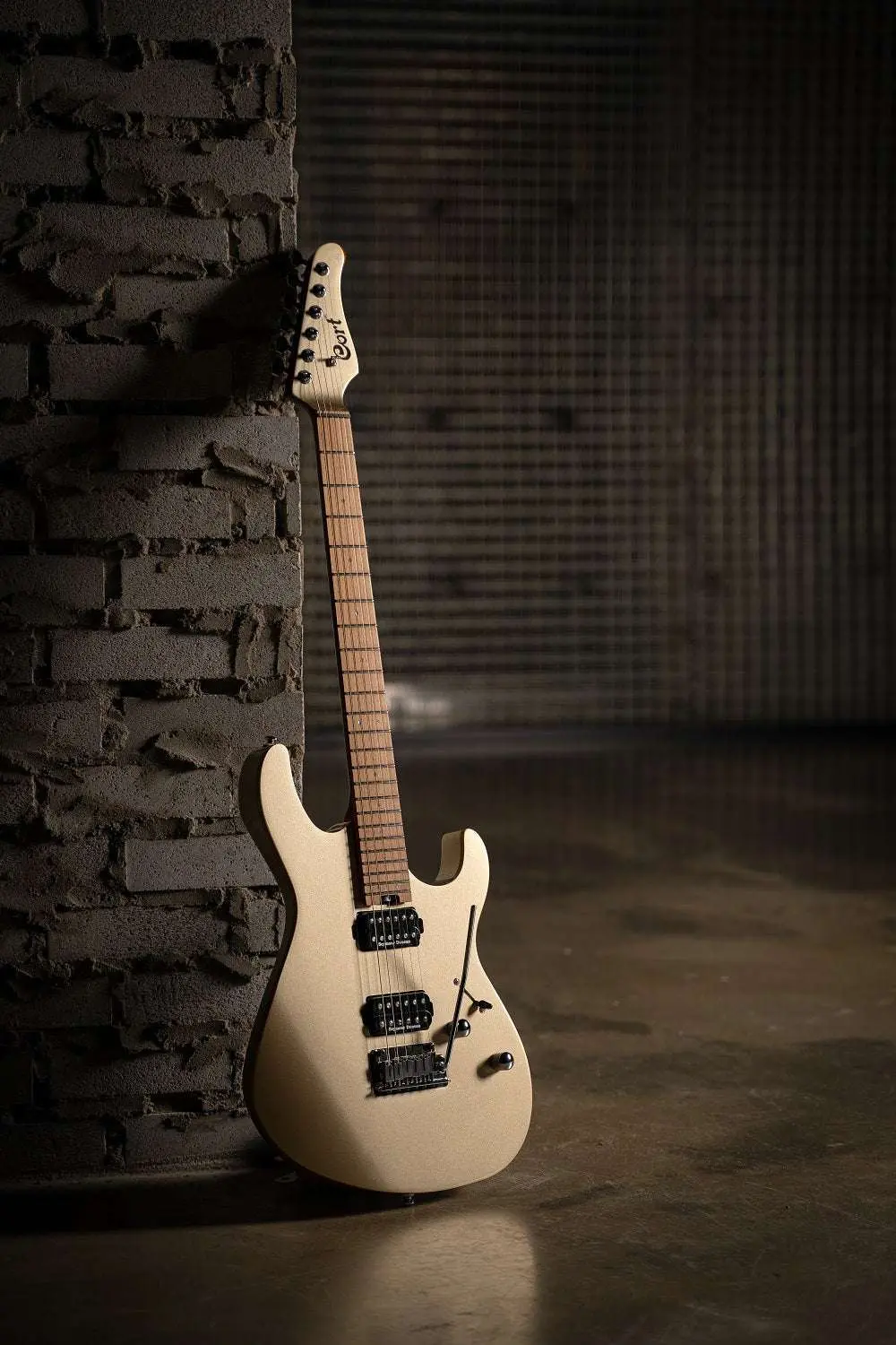 Cort G300 Pro Metallic Gold.  Personal Favorite.  Benchmark Quality, Affordable & Versatile. - Image 11