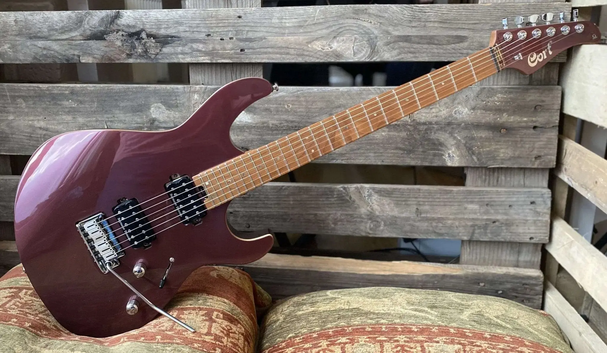 Cort G300 Pro Vivid Burgundy Electric Guitar - Image 3