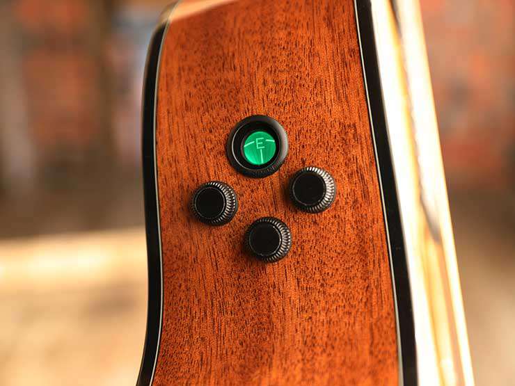 Cort Gold OC6 w/case Natural Electro Acoustic Guitar - Image 23