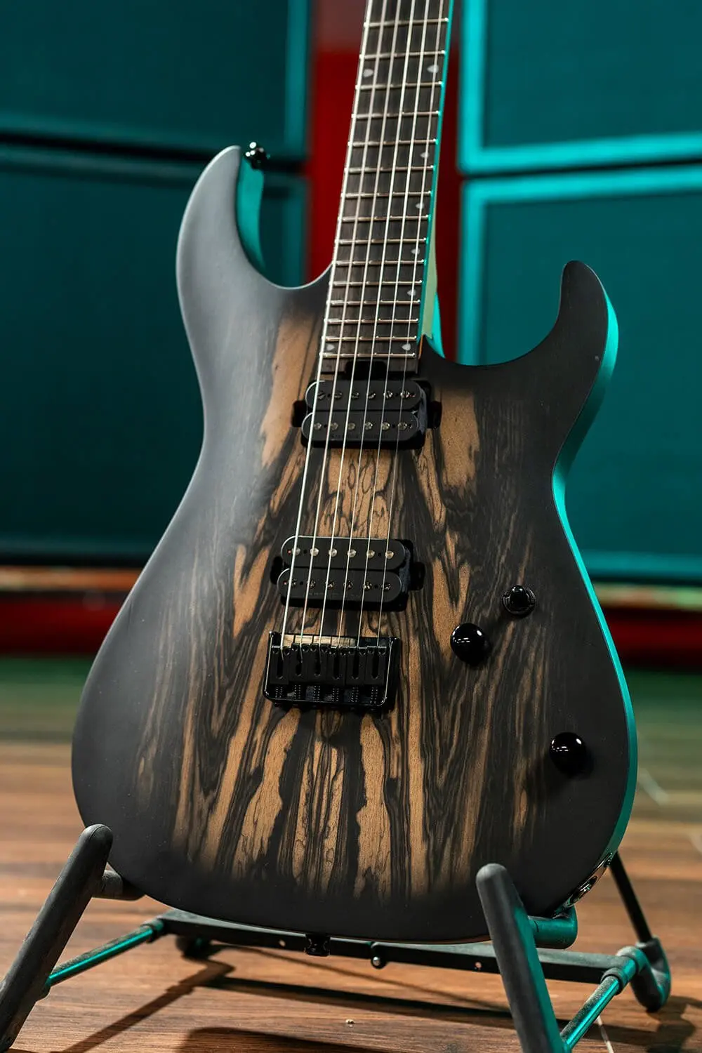 Cort KX500 Pale Moon Electric Guitar.  Incredible Spec Rock Guitar 2026 - Image 4