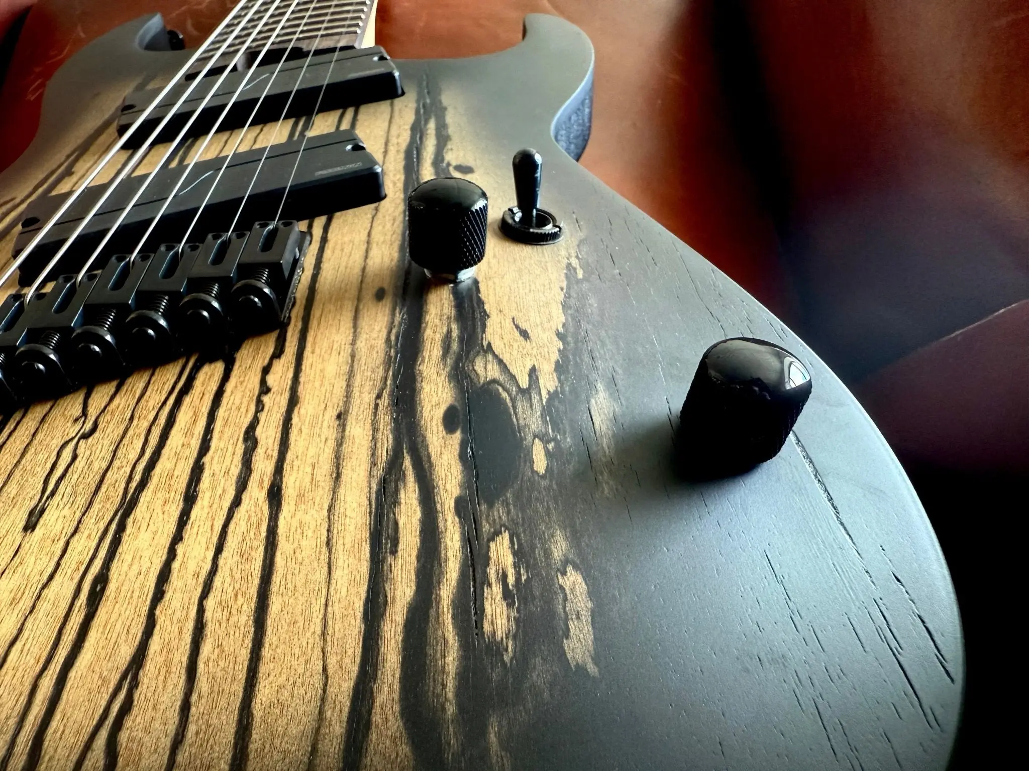 Cort KX507MS Pale Moon, Natural Black Burst Electric Guitar - Image 38