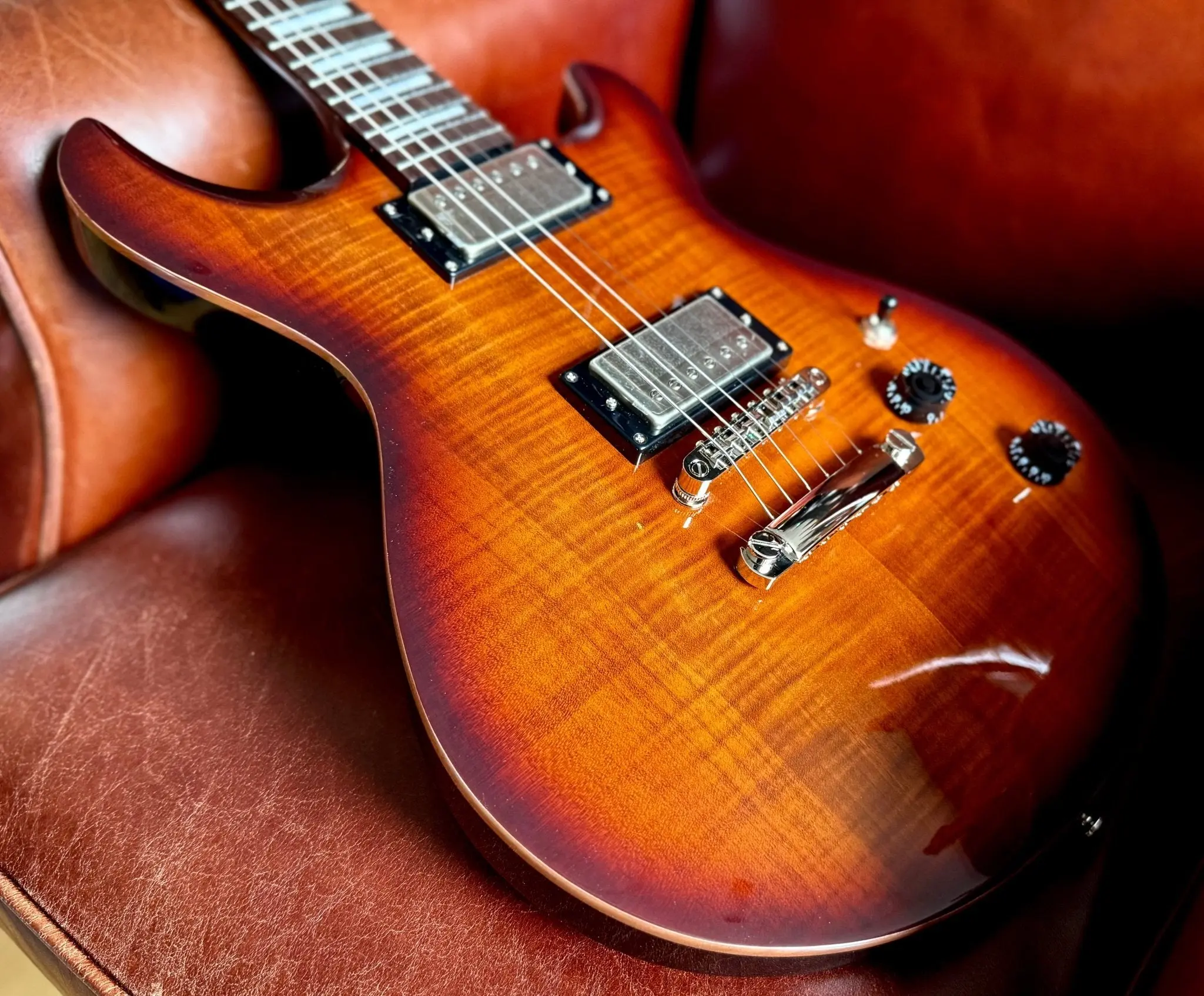 Cort M600TSB Tobacco Sunburst.  Awesome Set Neck Electric Guitar For PRS Lovers. Top Recommendation - Image 6