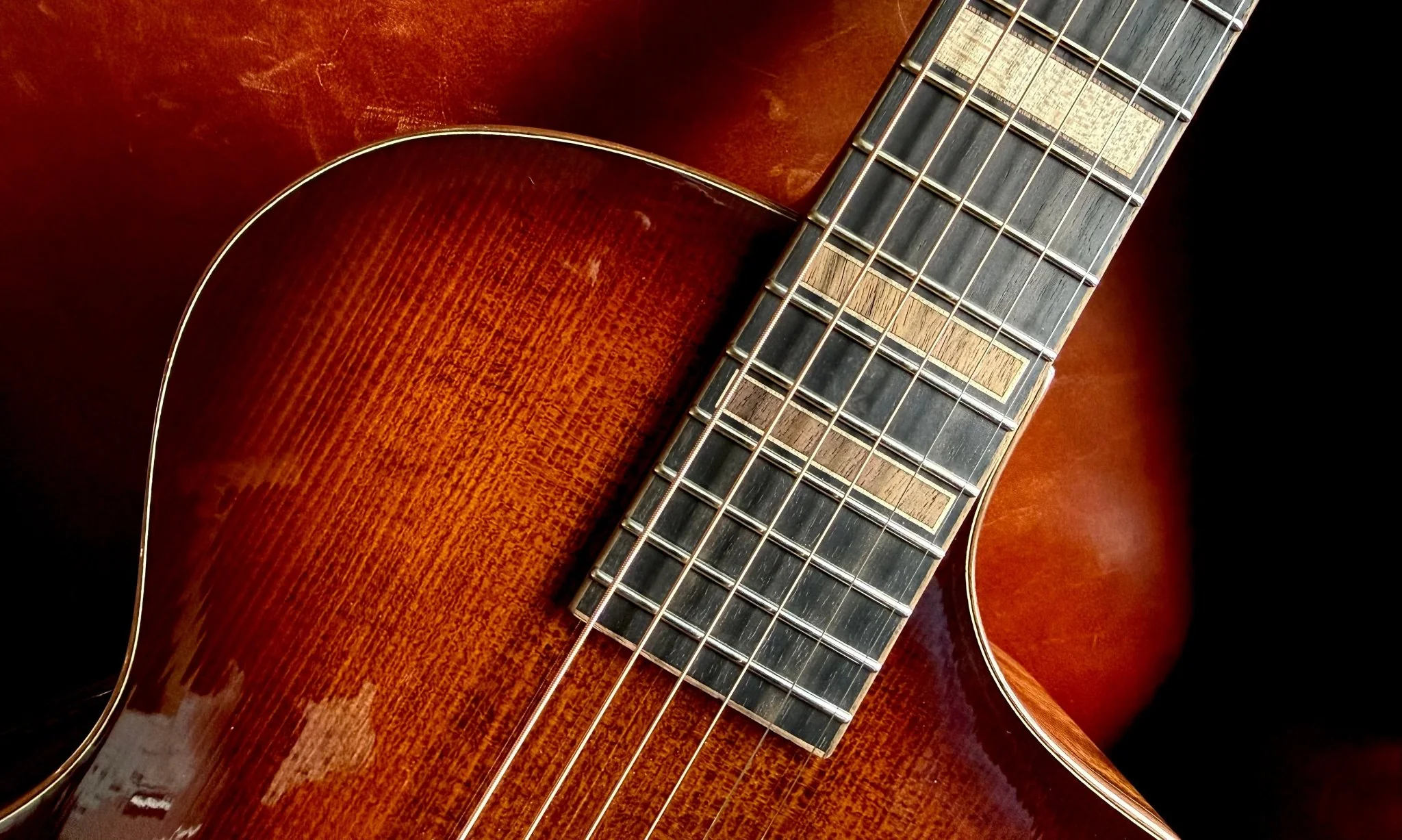 Cort Modern Tobacco Burst Electro Acoustic Guitar with Case  Inc. Fishman Matrix - Image 16