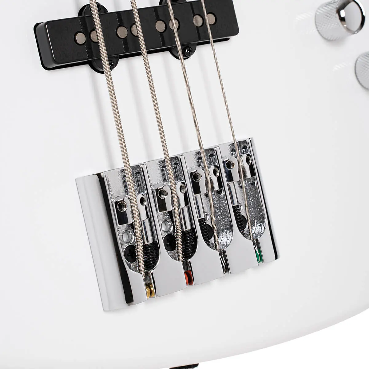 Cort Elrick NJS 4, White w/case  Bass Guitar - Image 7