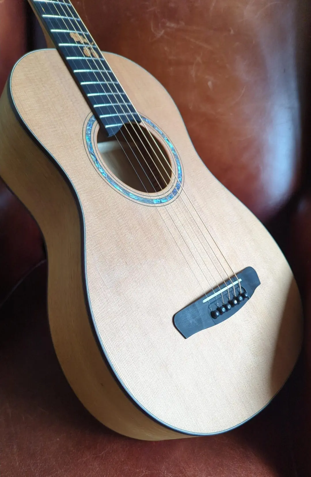 Dowina Dub (Slovak Oak) BV Parlour Left handed (Used) - Image 4