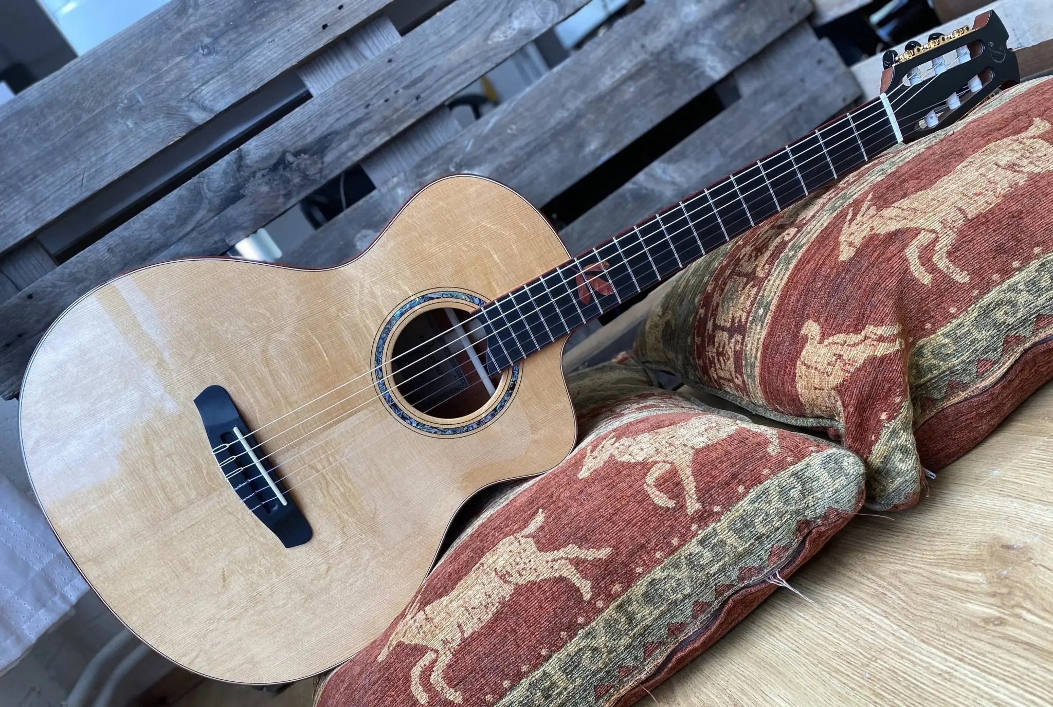 Dowina Master Built Strip Padauk HC Deluxe With Torrified Swiss Spruce Top (Nylon) - Image 5