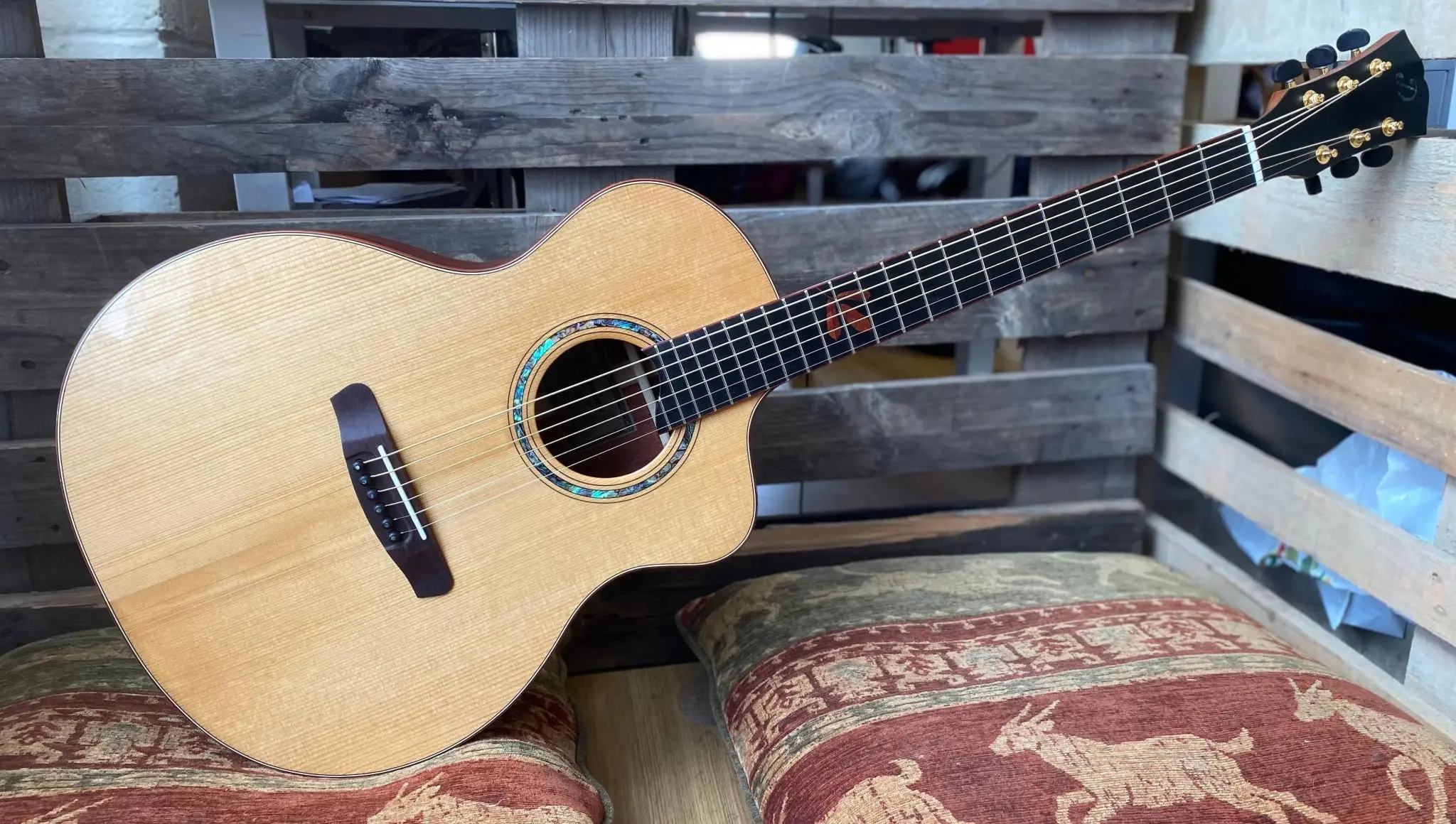 Dowina PADAUK GAC Deluxe (Torrified Swiss Moon Spruce) - Image 17
