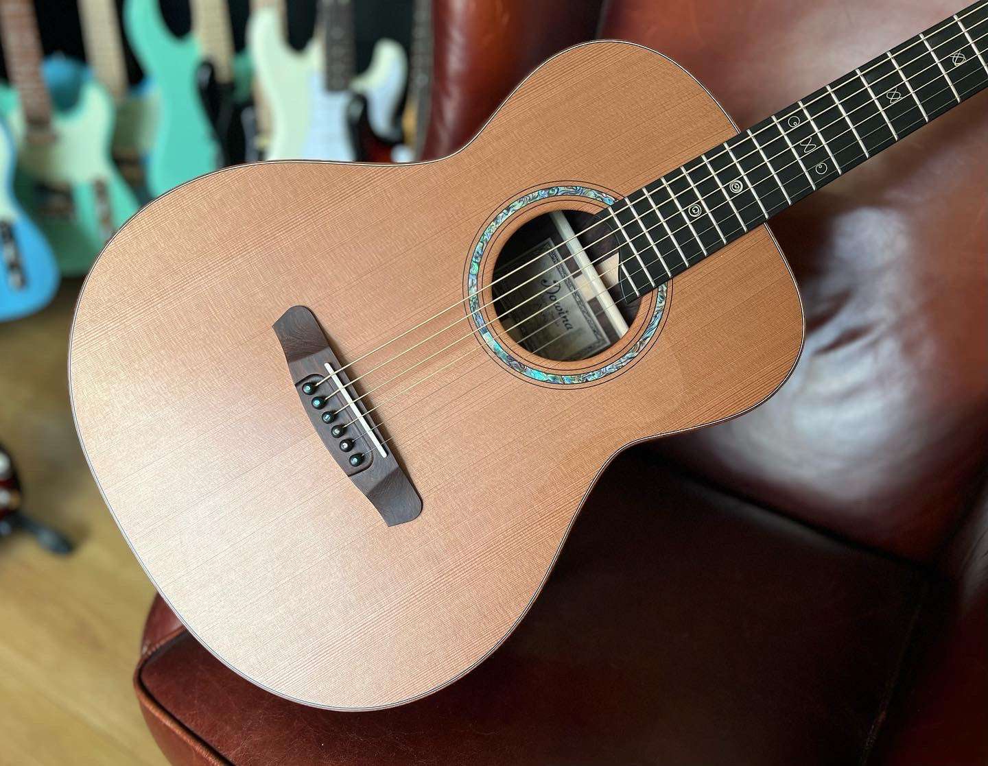 Dowina Rosewood OMG AURA Masters .  OM Body Acoustic Guitar - Image 13