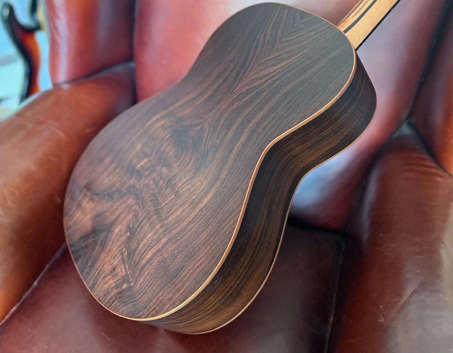 Dowina Rosewood OMG AURA Masters .  OM Body Acoustic Guitar - Image 18
