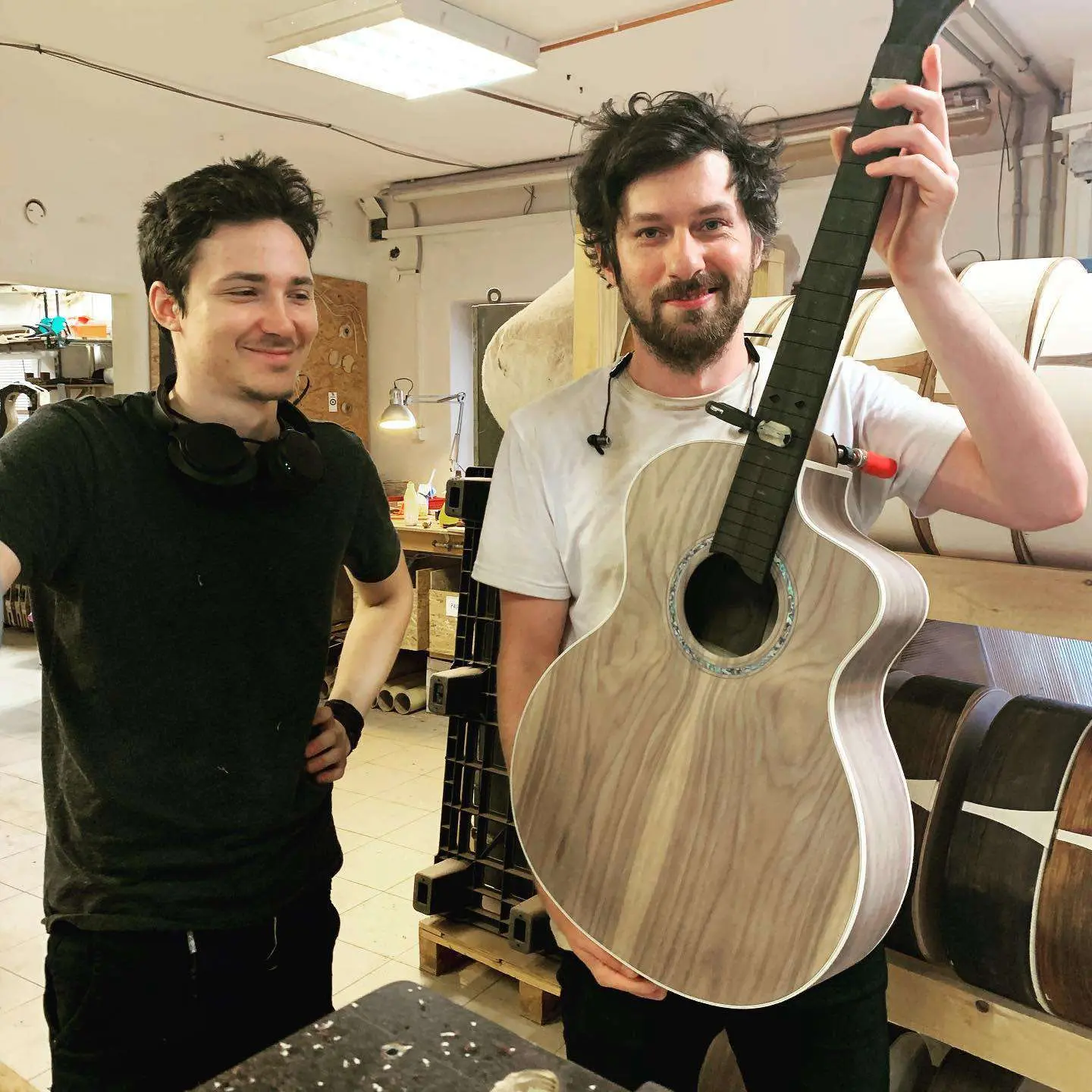 Dowina Walnut Tribute GAC Acoustic Guitar - Image 21