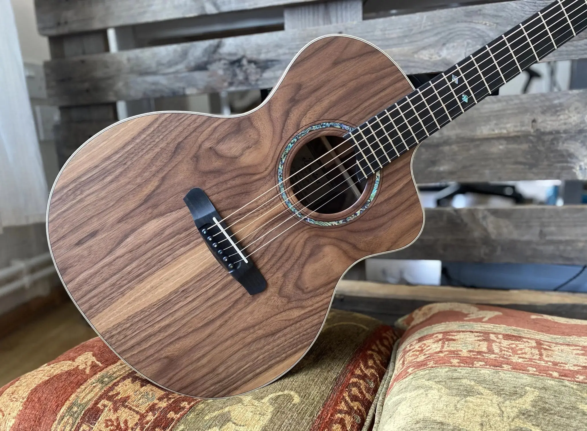 Dowina Walnut Tribute GAC Acoustic Guitar - Image 33