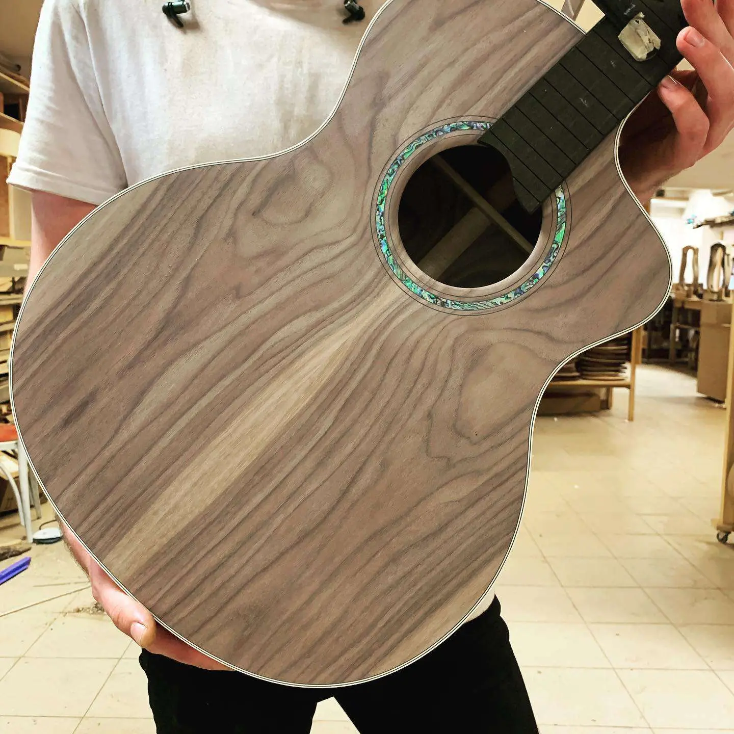 Dowina Walnut Tribute GAC Acoustic Guitar - Image 34