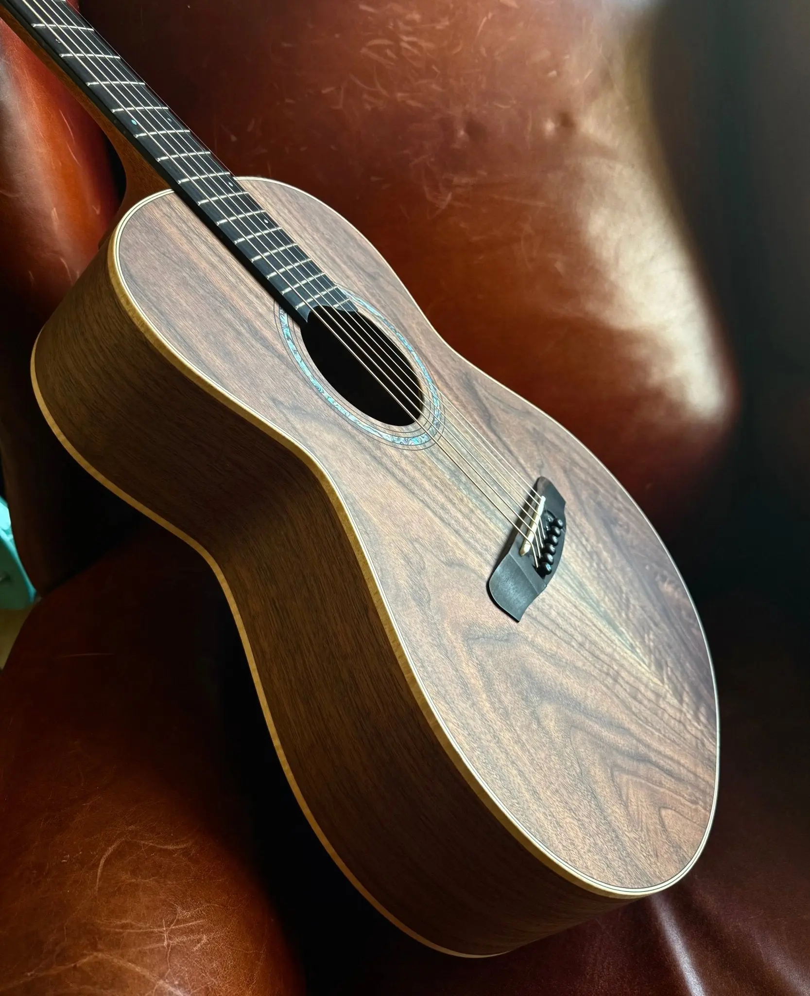 Dowina Walnut Tribute OMG - Image 12