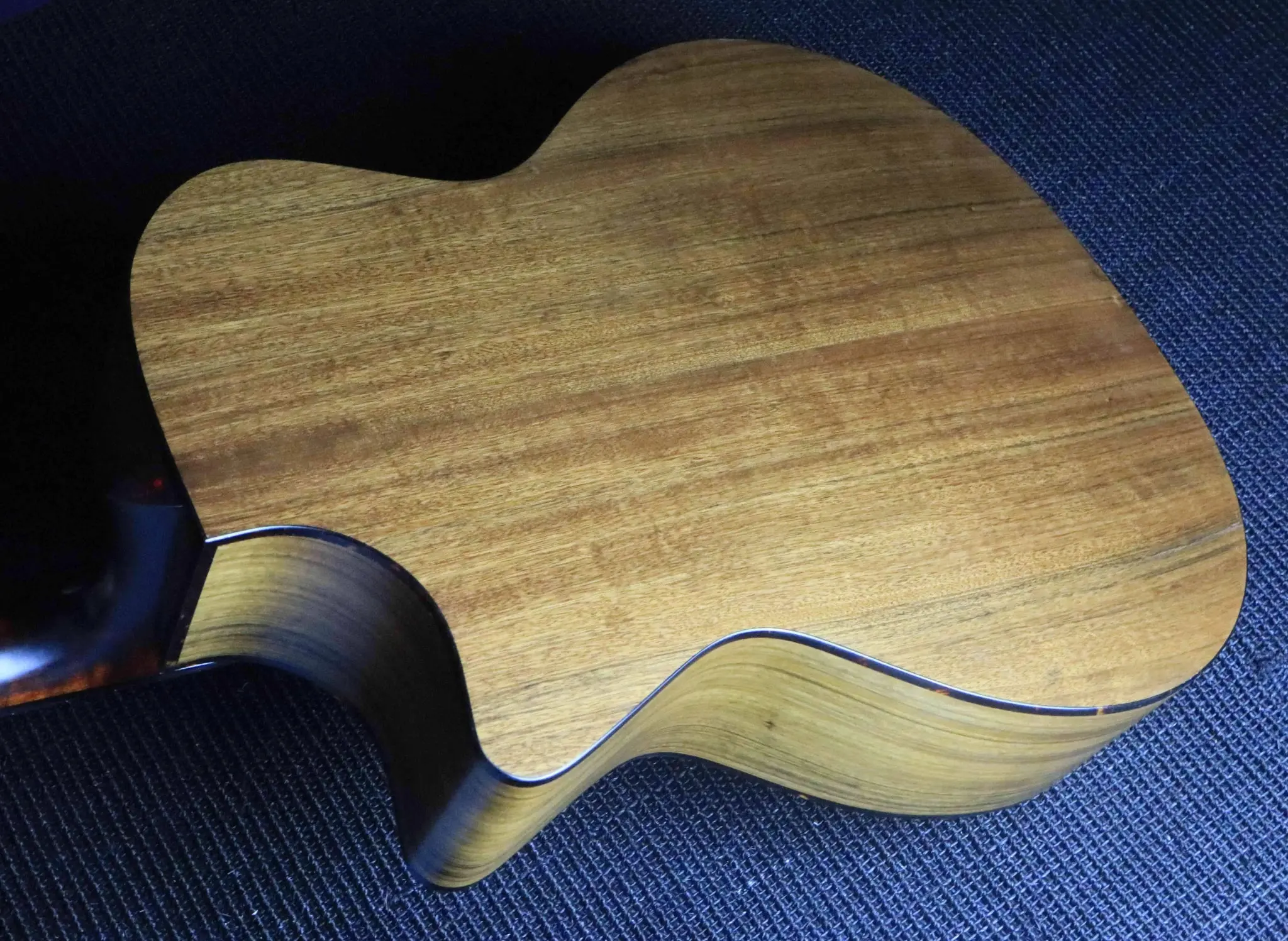 Eastman AC222CE OV Electro Acoustic Guitar  (Price inc. Custom Pro Setup Package) - Image 9