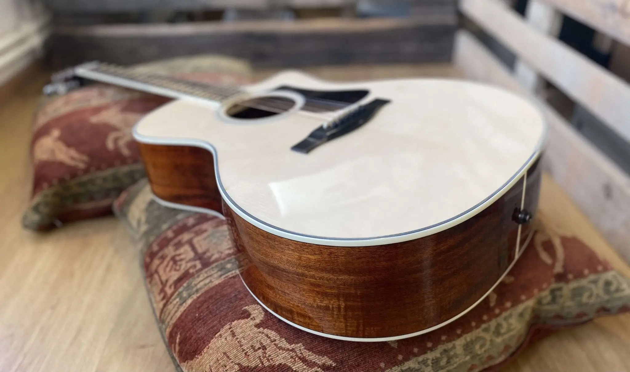 Eastman AC322CE Grand Auditorium Electro Acoustic Guitar  w/ cutaway  (Price inc. Custom Pro Setup Package) - Image 7