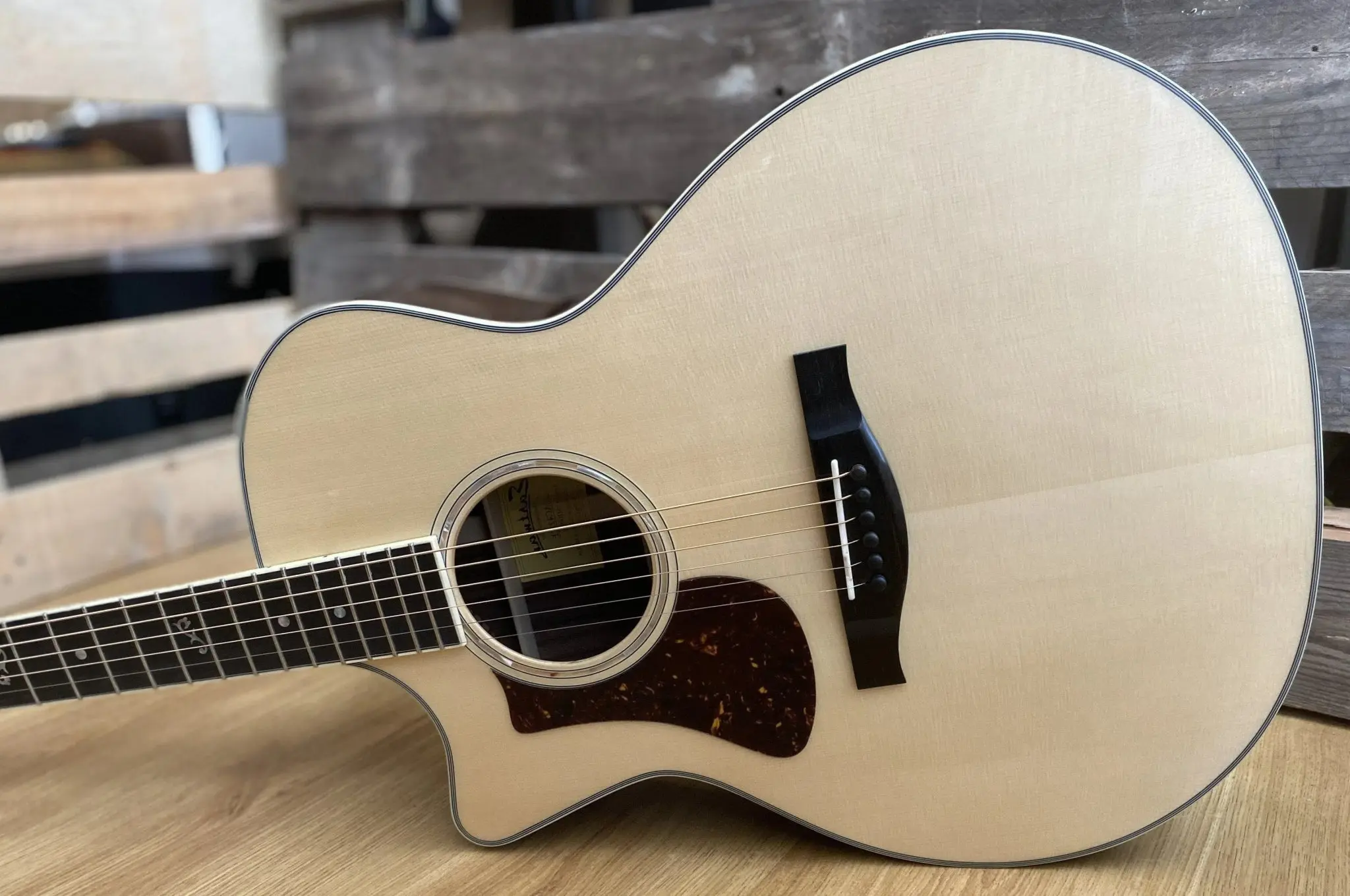 Eastman AC422LCE Grand Auditorium w/ cutaway and LR Baggs VTC Left Handed  (Price inc. Custom Pro Setup Package) - Image 9
