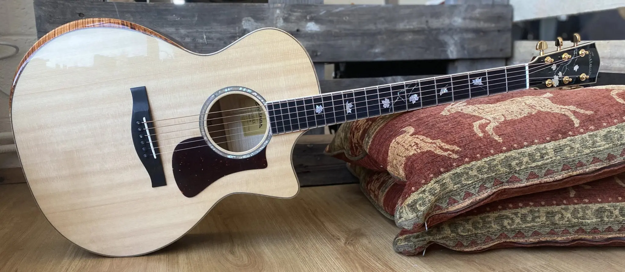 Eastman AC622CE Grand Auditorium w/ cutaway  (Price inc. Custom Pro Setup Package) - Image 3