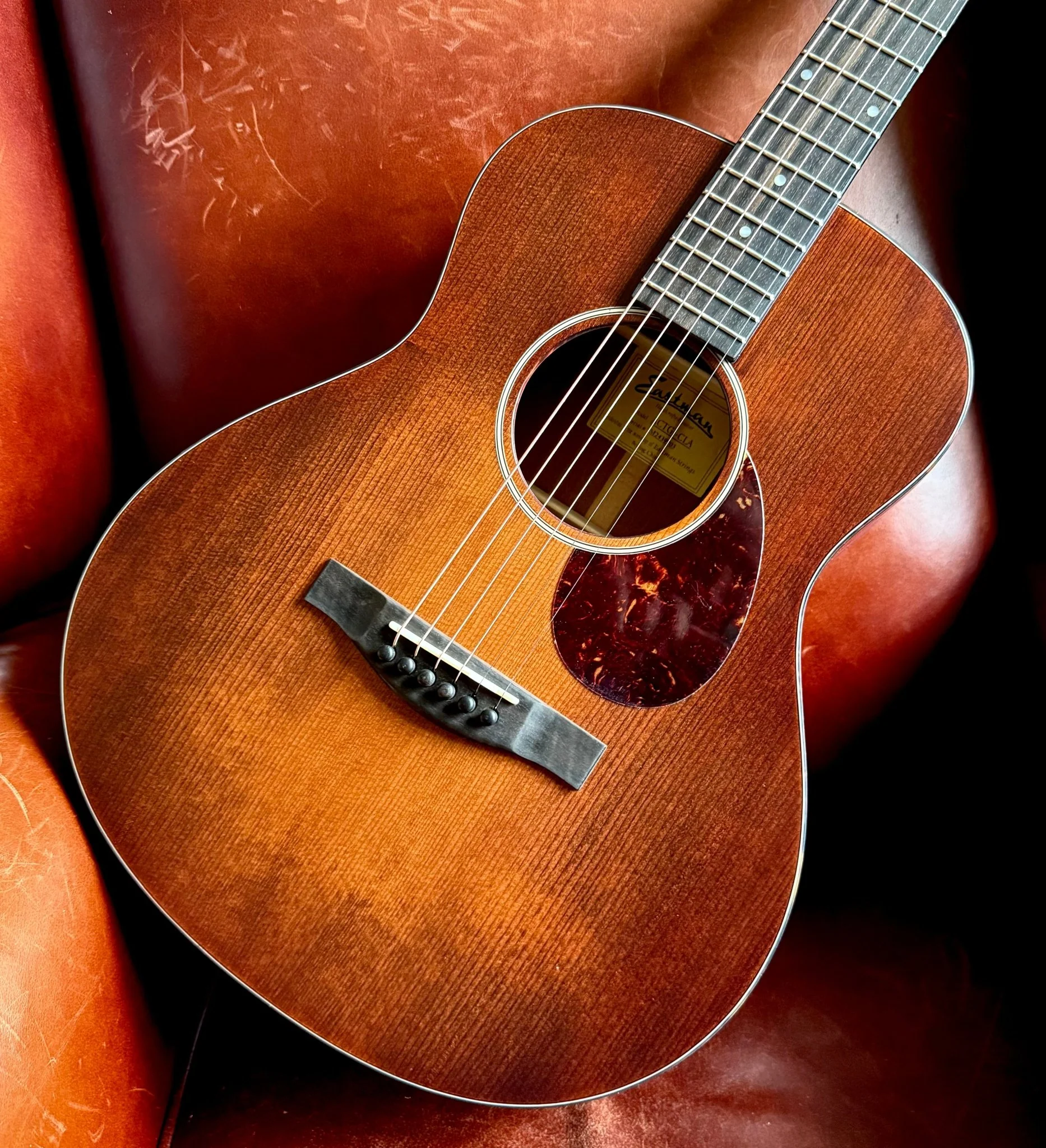 Eastman ACTG-1 (Custom Pro Exclusive) All Solid Acoustic Travel Guitar In Classic Finish - Image 14