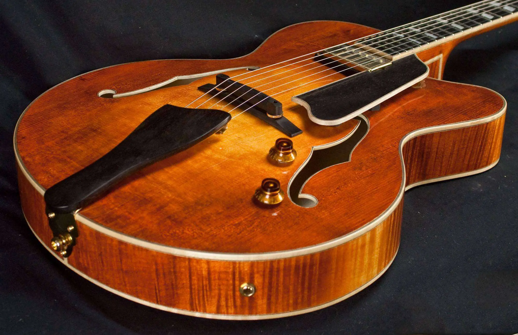 Eastman AR580CE HB  (Price inc. Custom Pro Setup Package) - Image 13