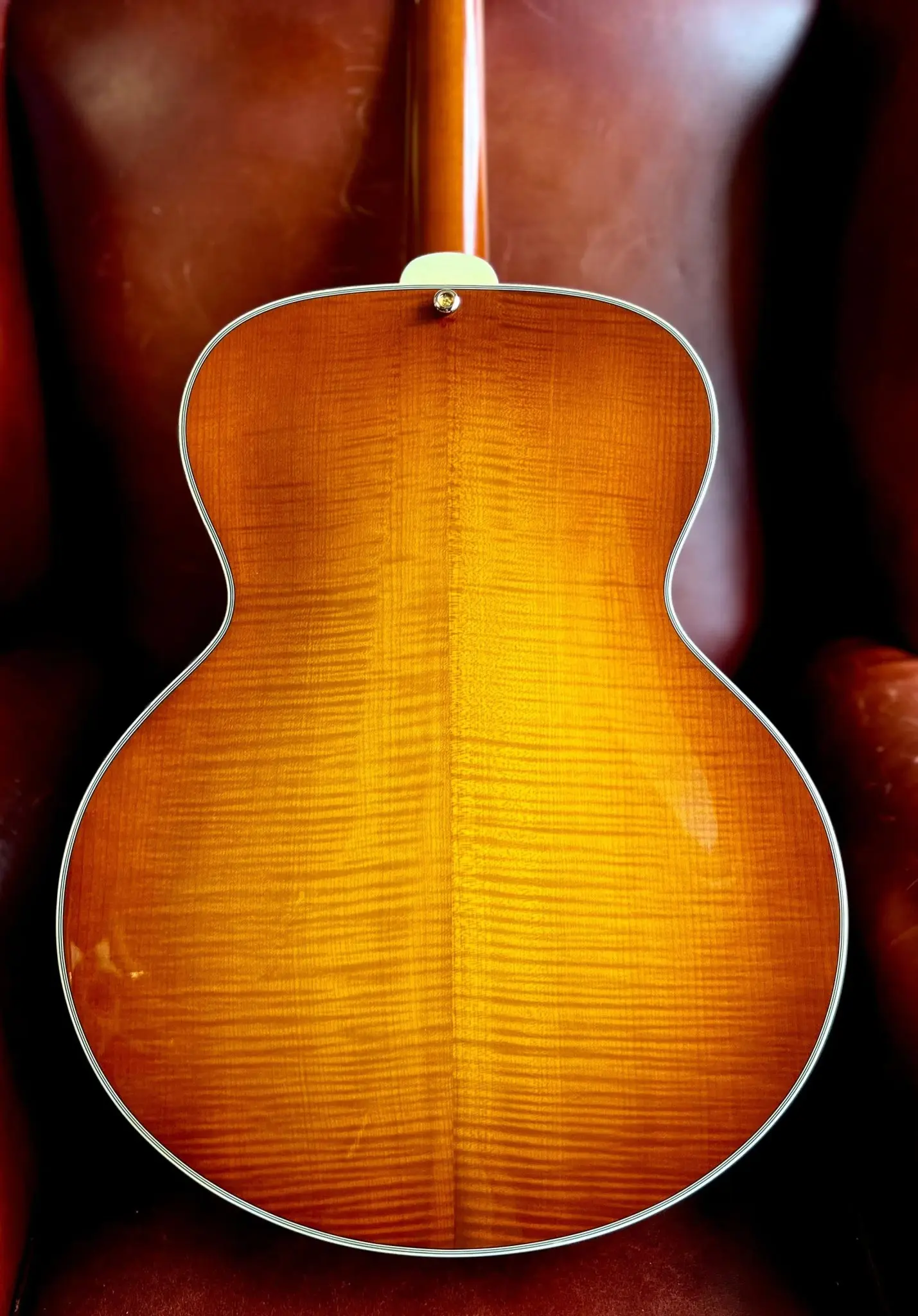 Eastman AR805CE GB Arch Top Semi Acoustic Guitar  (Price inc. Custom Pro Setup Package) - Image 6