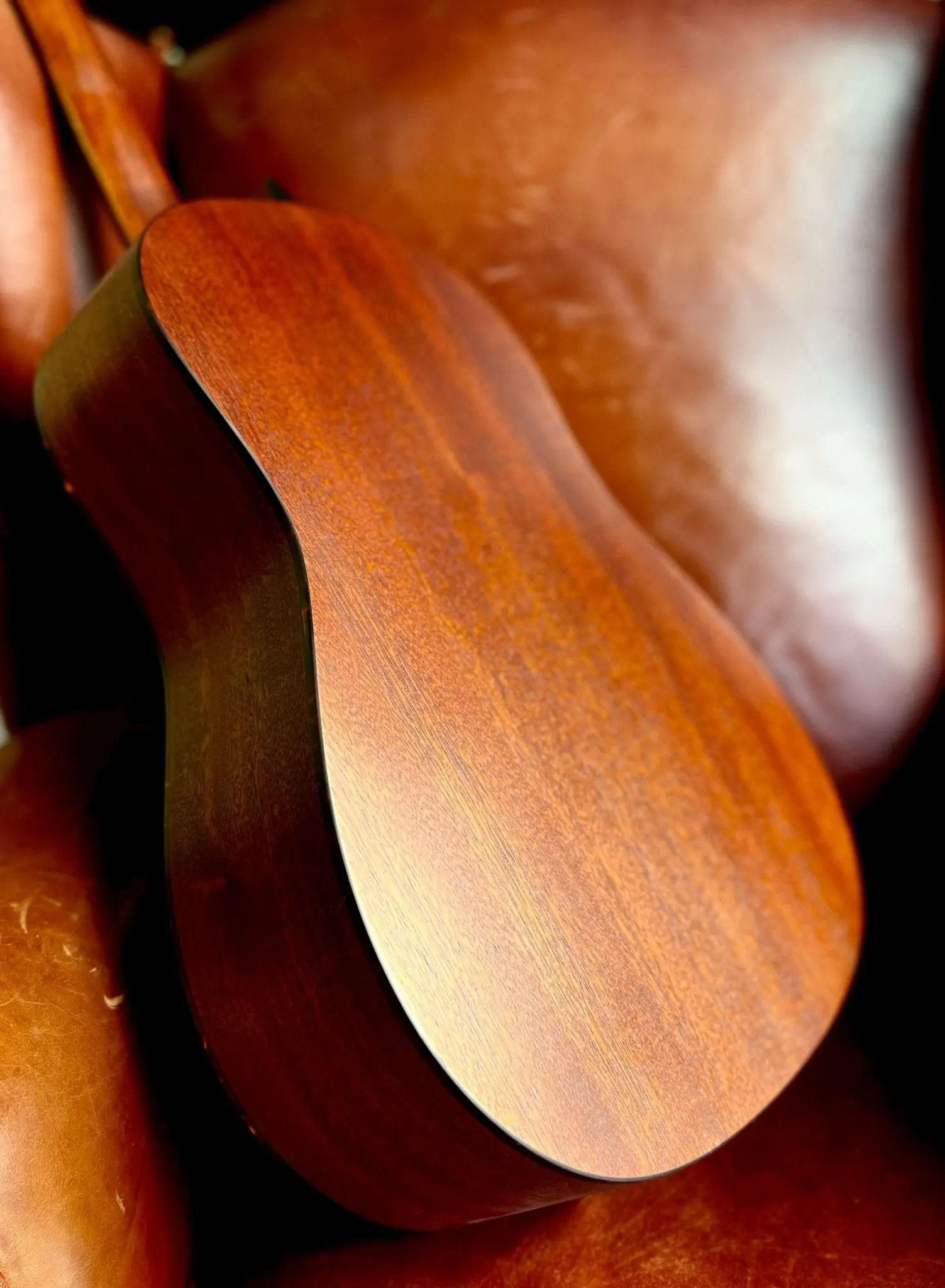 Eastman E1SS-SB, Sunburst, Acoustic Guitar  (Price inc. Custom Pro Setup Package) - Image 4