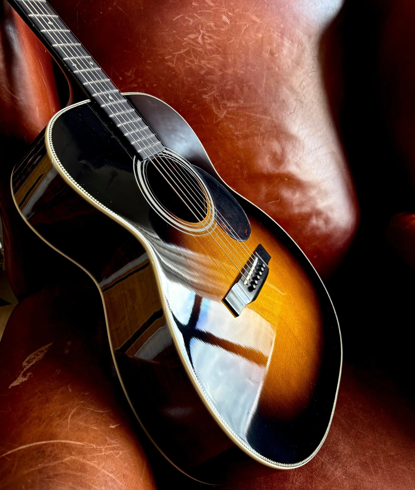 Eastman E20OM-TC-SB Orchestra model  (Price inc. Custom Pro Setup Package) - Image 10